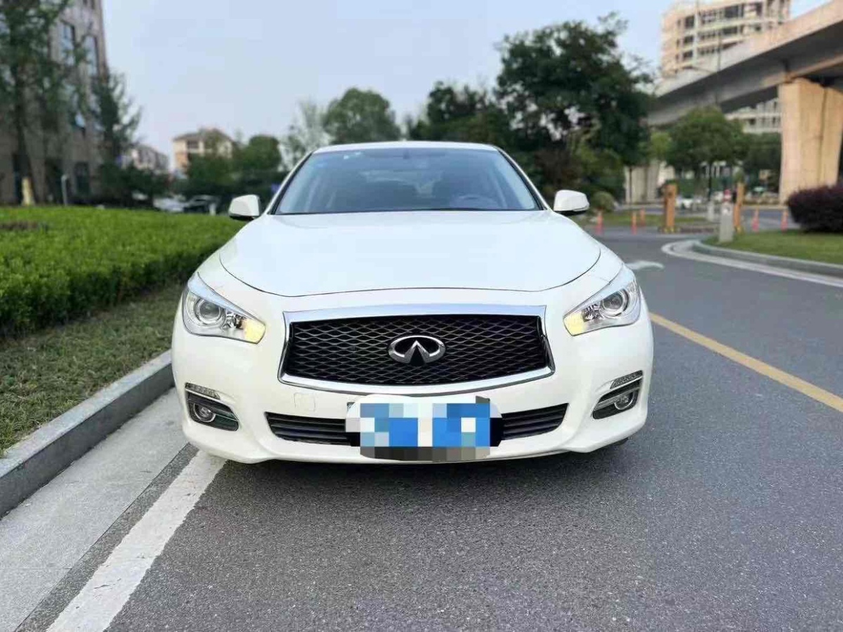 英菲尼迪 Q50L  2015款 2.0T 舒適版圖片