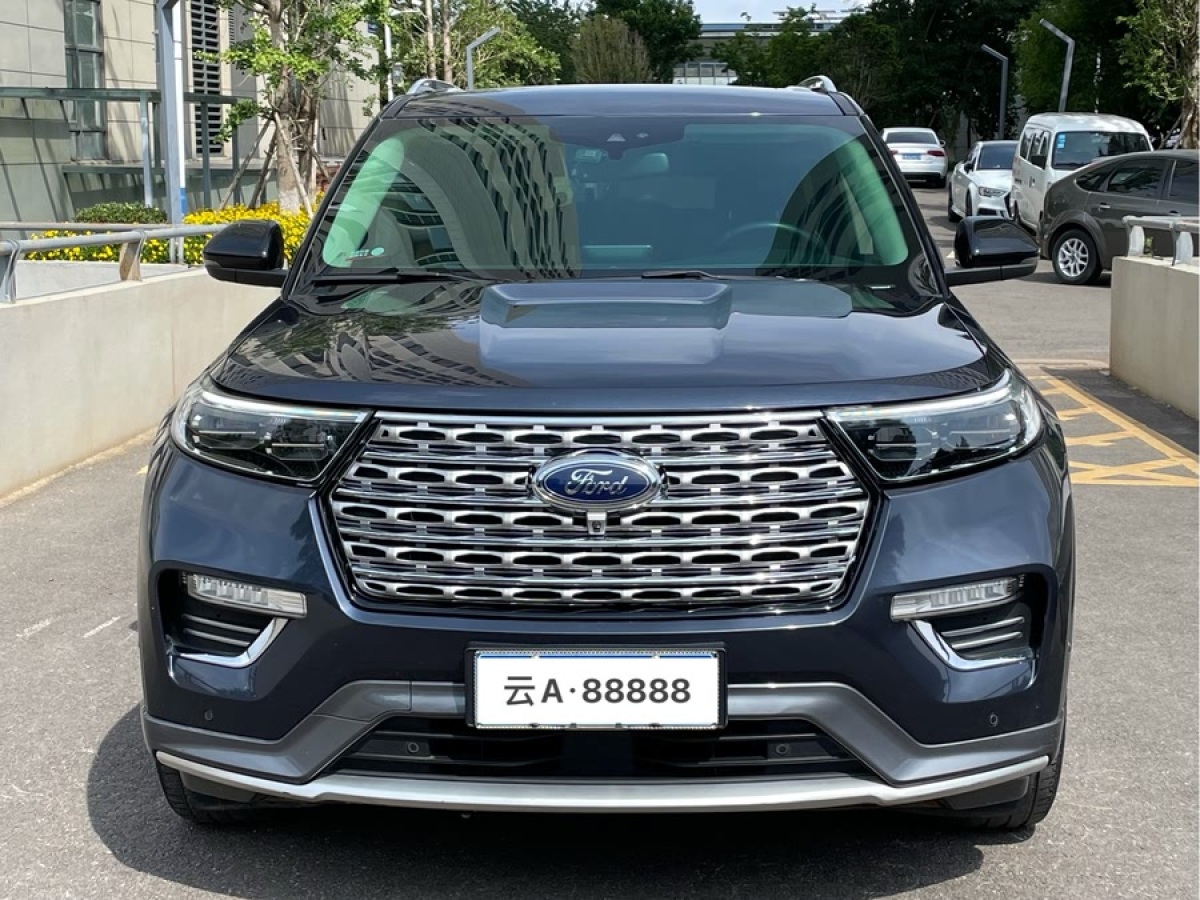 福特 探險者  2023款 EcoBoost 285 四驅(qū)鈦金版 6座圖片