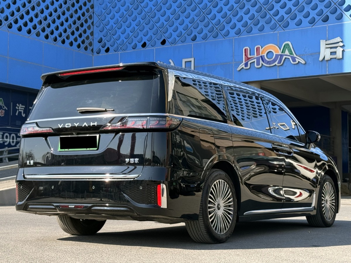 嵐圖 夢想家  2025款 PHEV 四驅尊貴鯤鵬版圖片