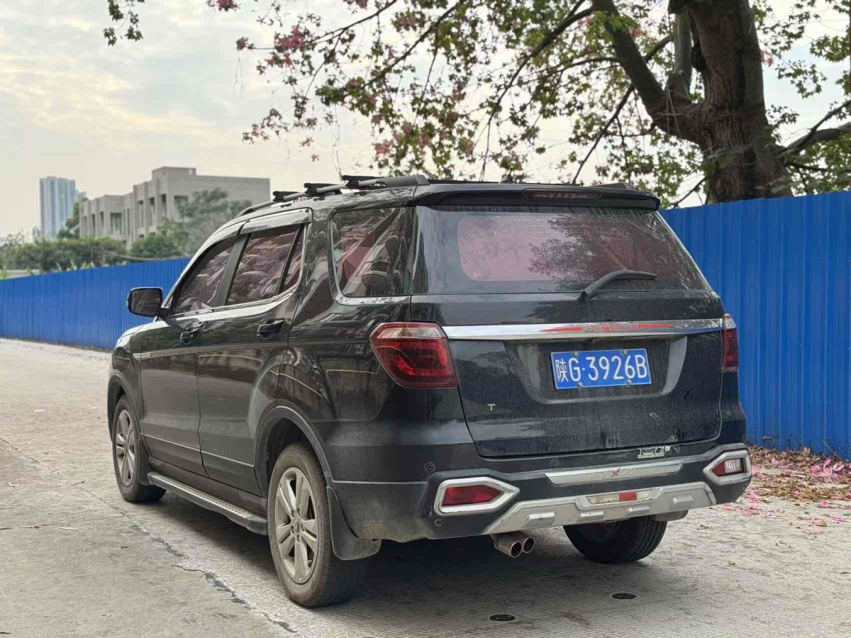 長(zhǎng)安歐尚 CX70  2017款 1.6L 手動(dòng)精英型圖片