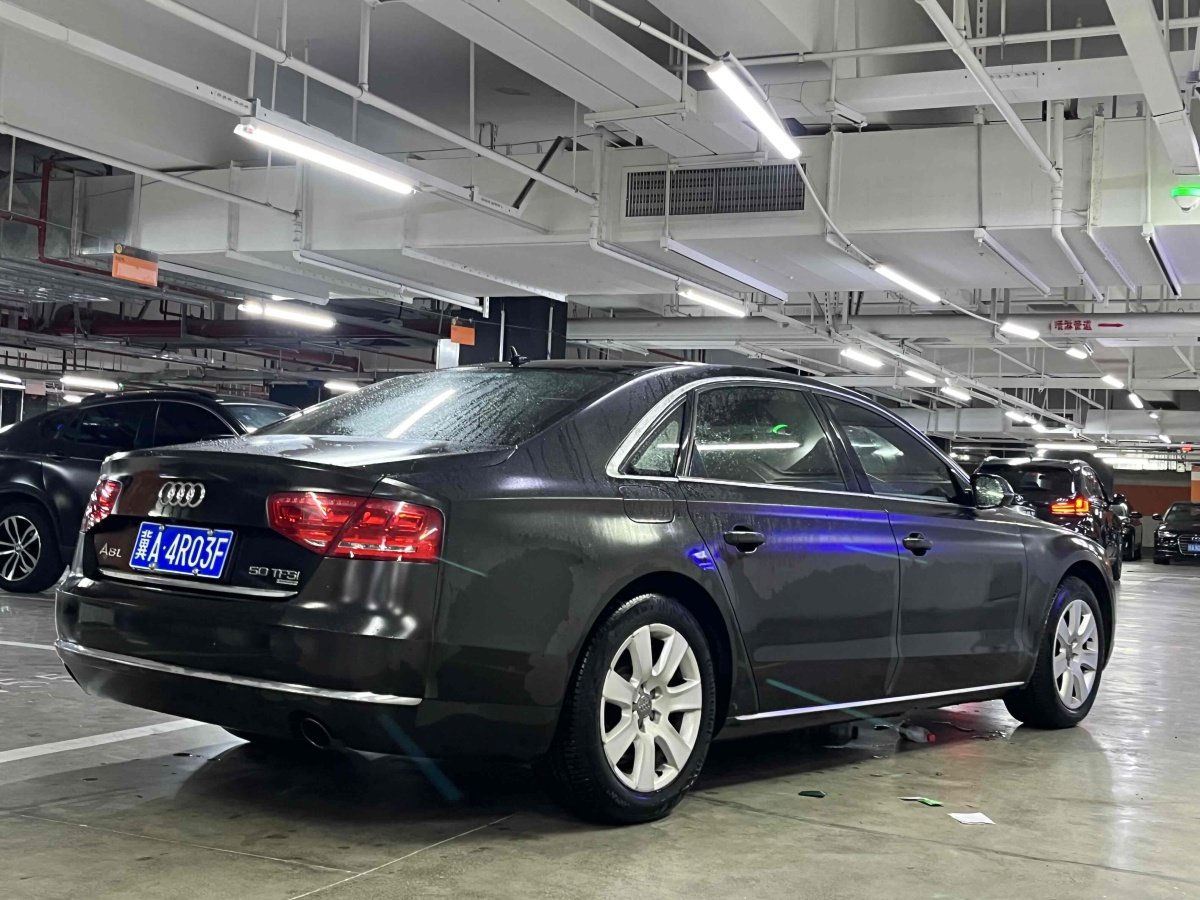 2013年8月奧迪 奧迪A8  2013款 A8L 45 TFSI quattro豪華型