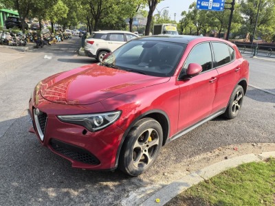 2017年8月 阿爾法·羅密歐 Stelvio 2.0T 200HP 精英版圖片