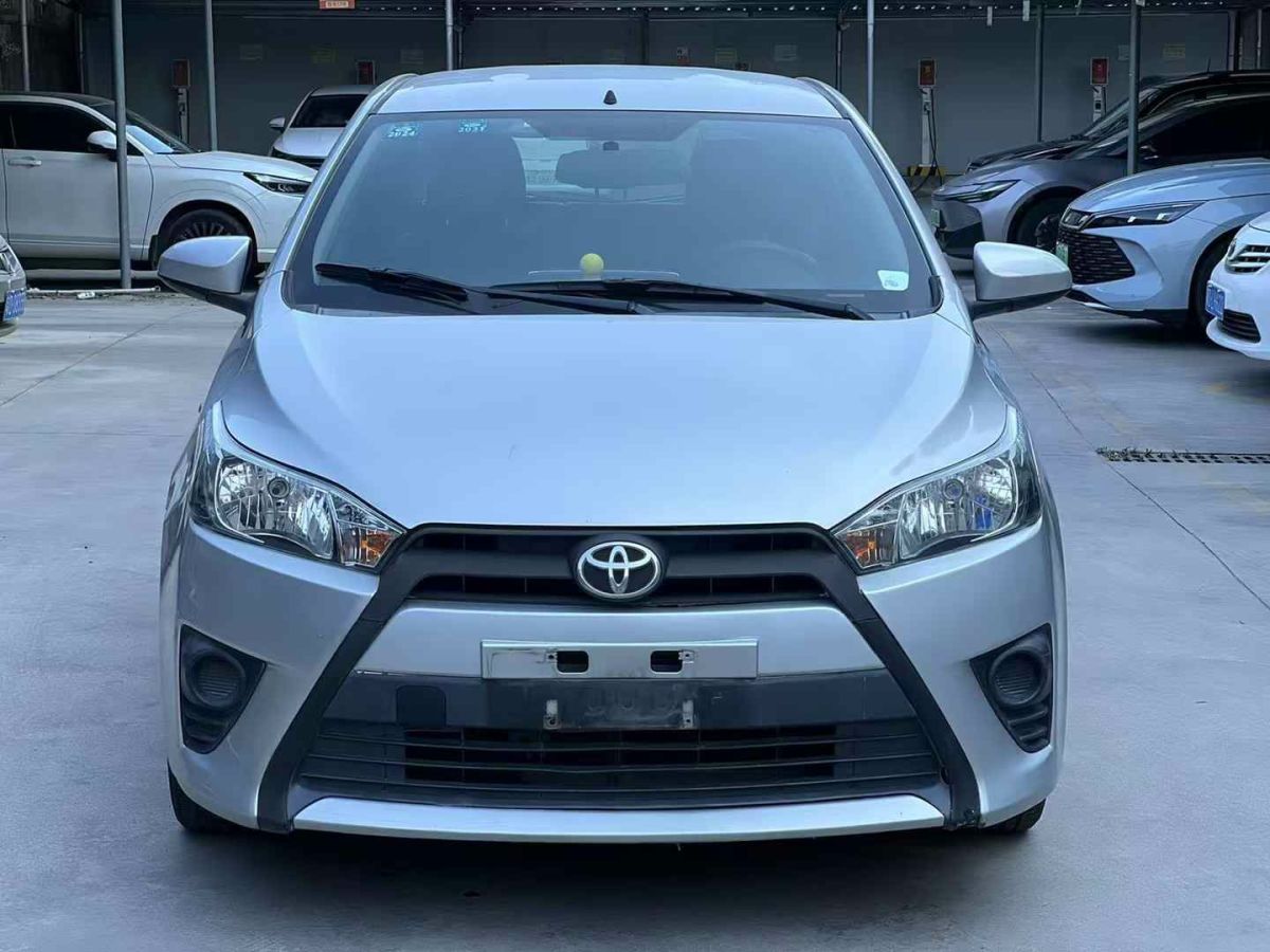 豐田 雅力士  2014款 YARiS L 致炫 1.3 靈動版圖片