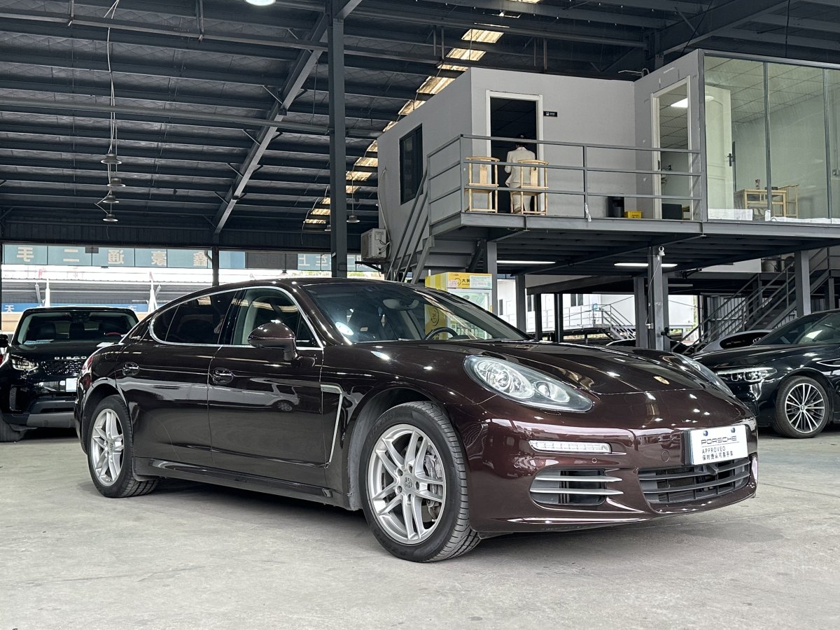 保時(shí)捷 Panamera  2014款 Panamera 4 Executive 3.0T圖片