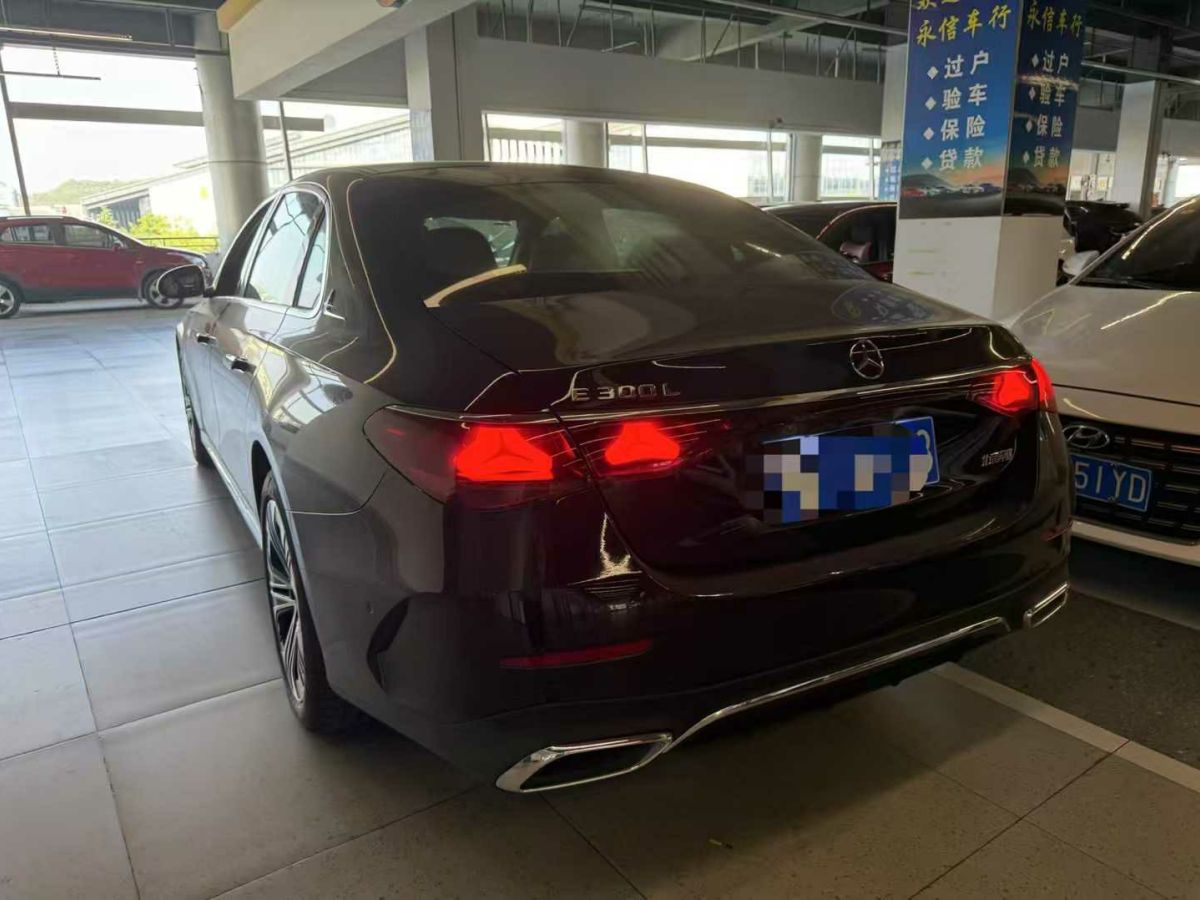 奔馳 奔馳E級(jí)  2025款 E 260 L圖片