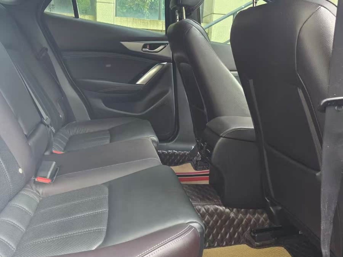 馬自達(dá) CX-4  2018款 2.0L 自動兩驅(qū)藍(lán)天品位升級版圖片