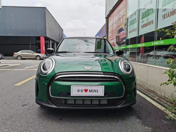 MINI MINI  2022款 1.5T COOPER 艺术家