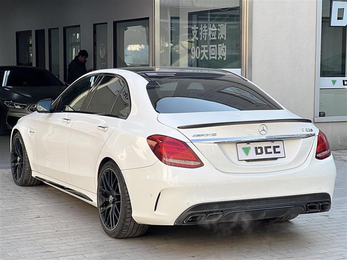 奔馳 奔馳C級(jí)AMG  2015款 AMG C 63 S圖片