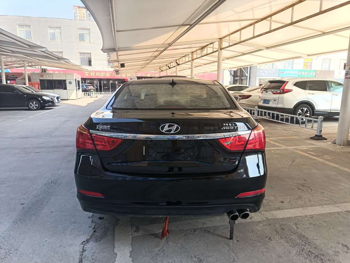 現(xiàn)代 名圖  2014款 1.8L 自動尊貴型DLX圖片
