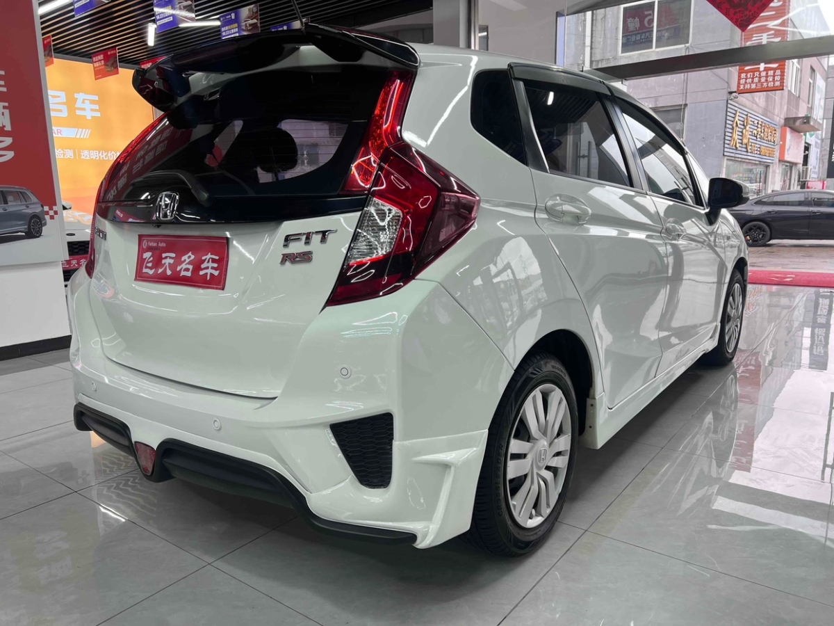 本田 飞度  2016款 1.5L LXS CVT舒适天窗版图片