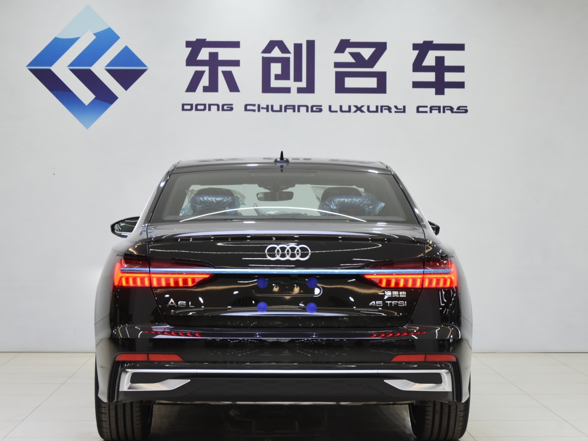 奧迪 奧迪A6L  2025款 45 TFSI 臻選動感型圖片