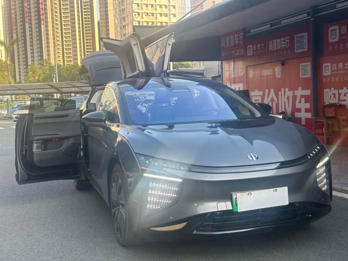 高合 高合HiPhi X  2022款 創(chuàng)遠(yuǎn)版6座 長(zhǎng)續(xù)航版圖片