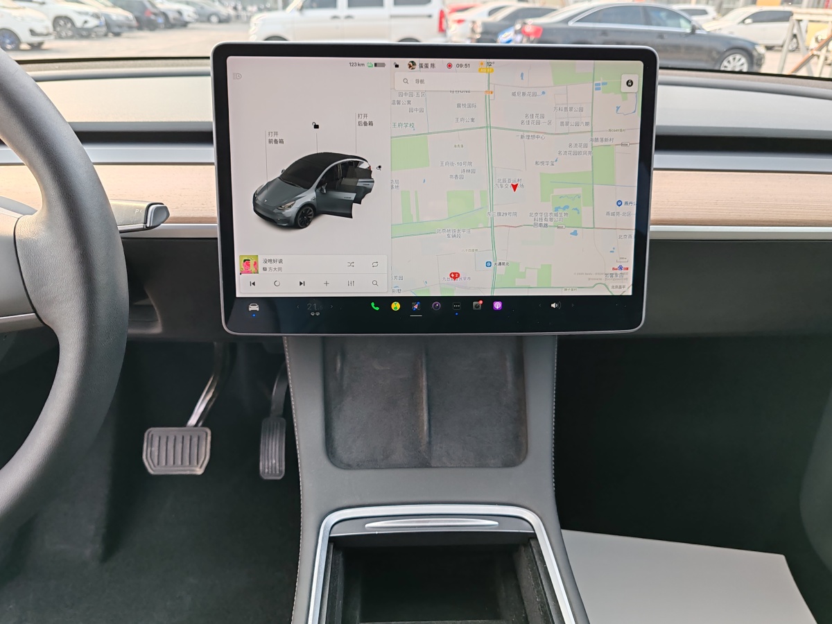 特斯拉 Model 3  2023款 長續(xù)航煥新版 雙電機全輪驅(qū)動圖片