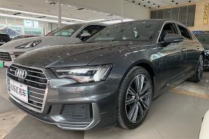 奥迪A6L 奥迪 45 TFSI quattro 臻选动感型