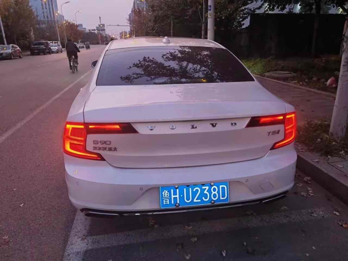 沃爾沃 S90  2020款 改款 T5 智逸豪華版圖片