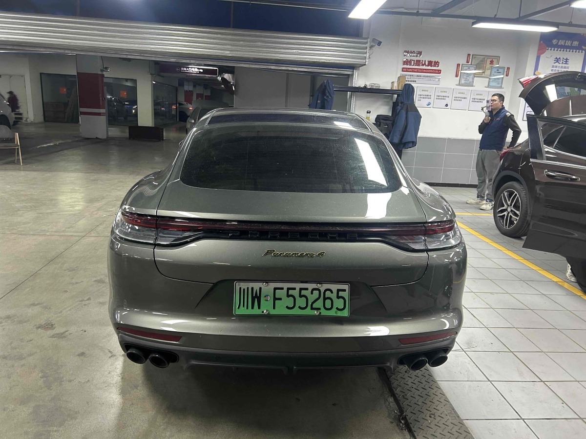 保時(shí)捷 Panamera新能源  2023款 Panamera 4 E-Hybrid 行政加長(zhǎng)版 2.9T圖片