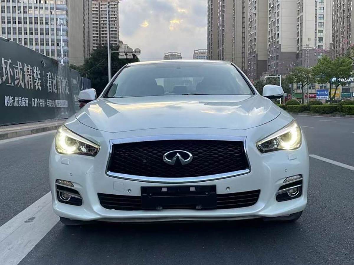 英菲尼迪 Q50L  2015款 2.0T 悅享版圖片