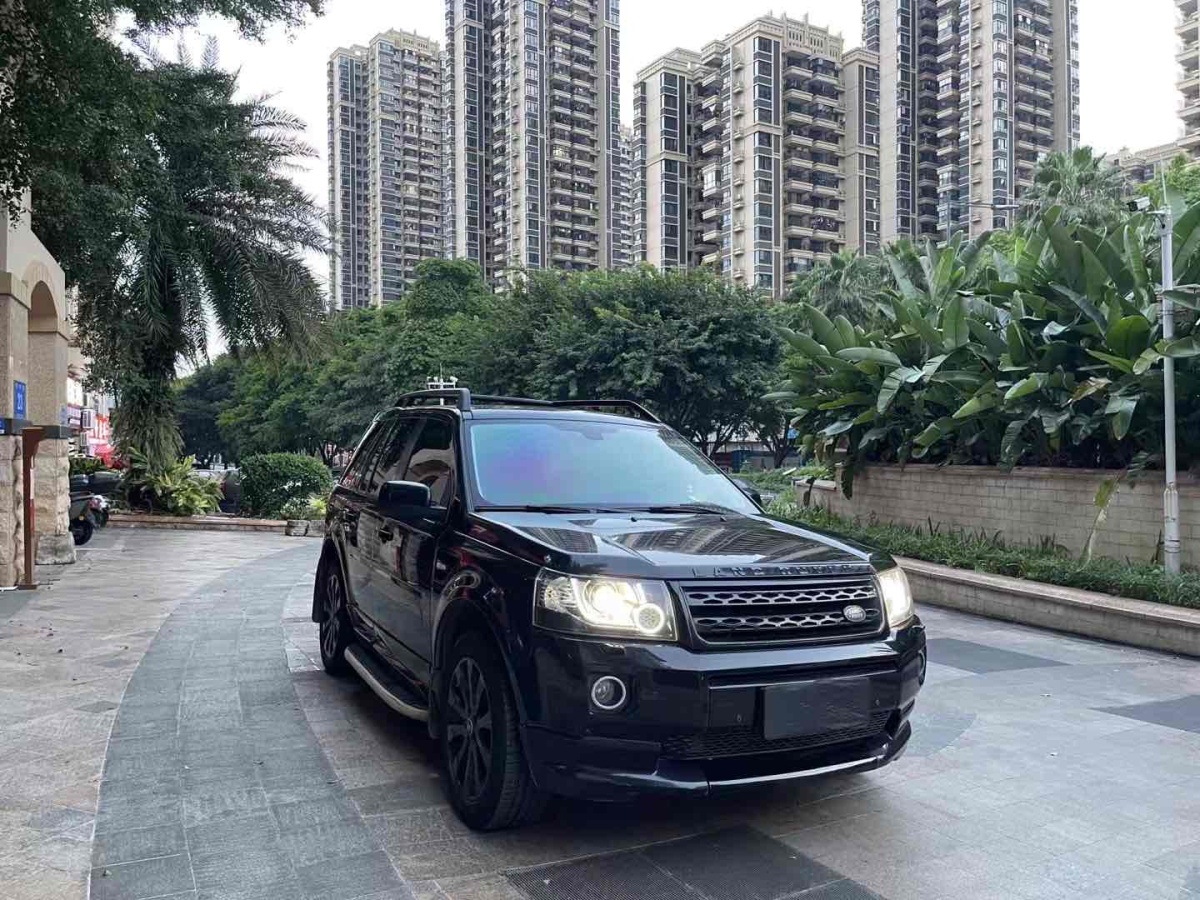 路虎 神行者2  2015款 2.0T Si4 HSE Luxury典藏版圖片