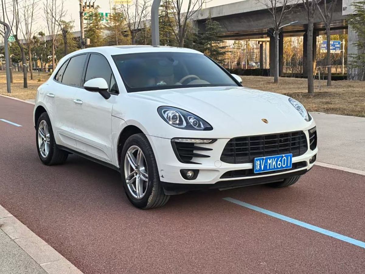 2015年11月保時(shí)捷 Macan  2016款 Macan 2.0T