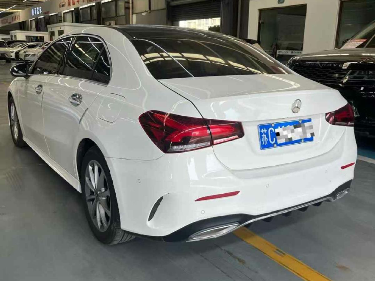奔馳 奔馳A級(jí)  2019款  改款 A 180 L圖片