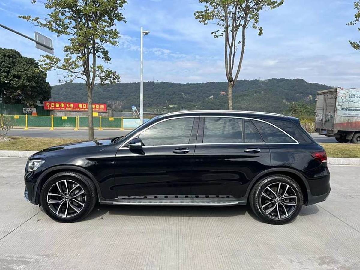 奔馳 奔馳GLC  2018款 改款 GLC 300 4MATIC 動感型圖片