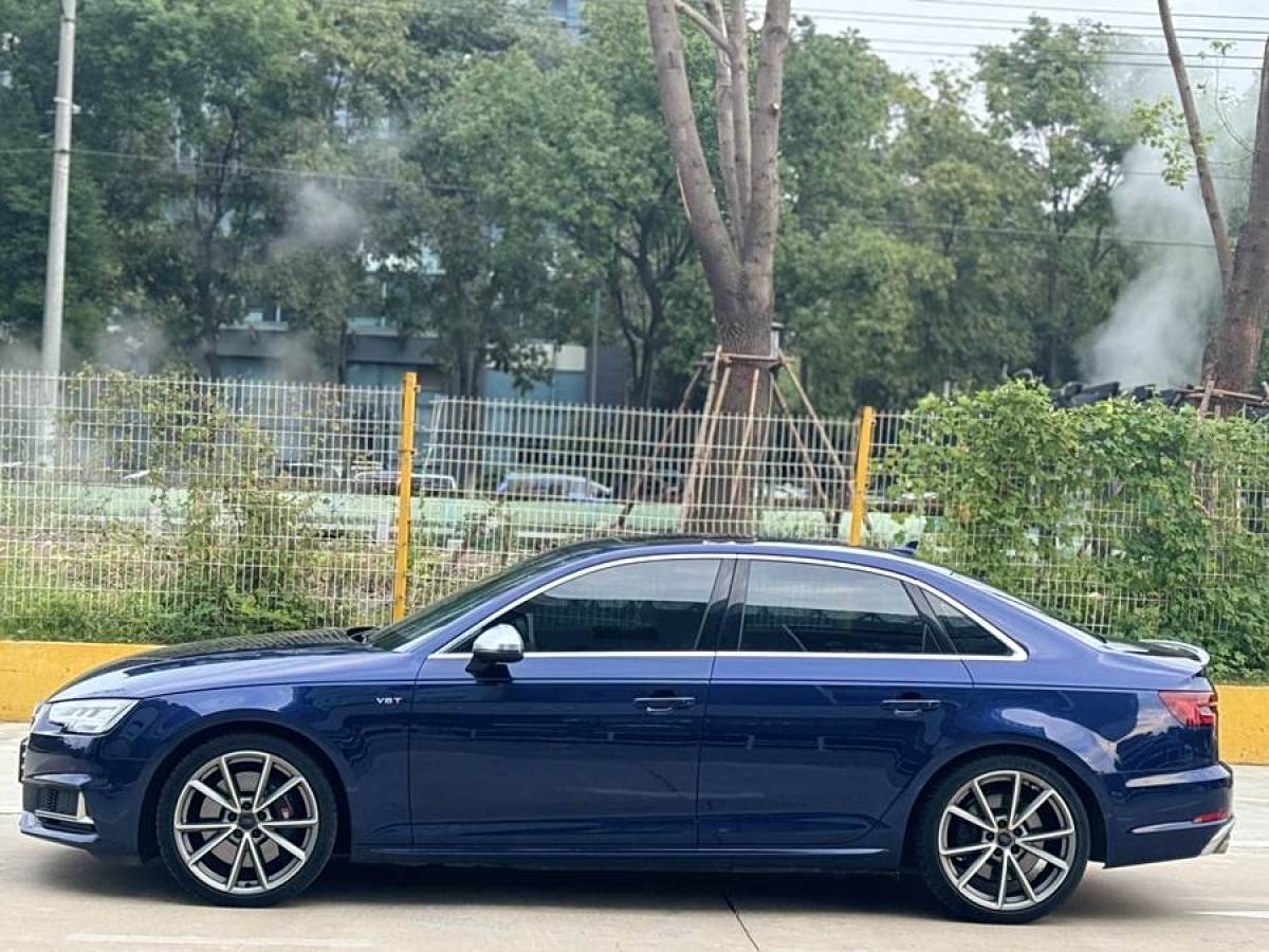 2018年12月奧迪 奧迪S4  2018款 S4 3.0TFSI