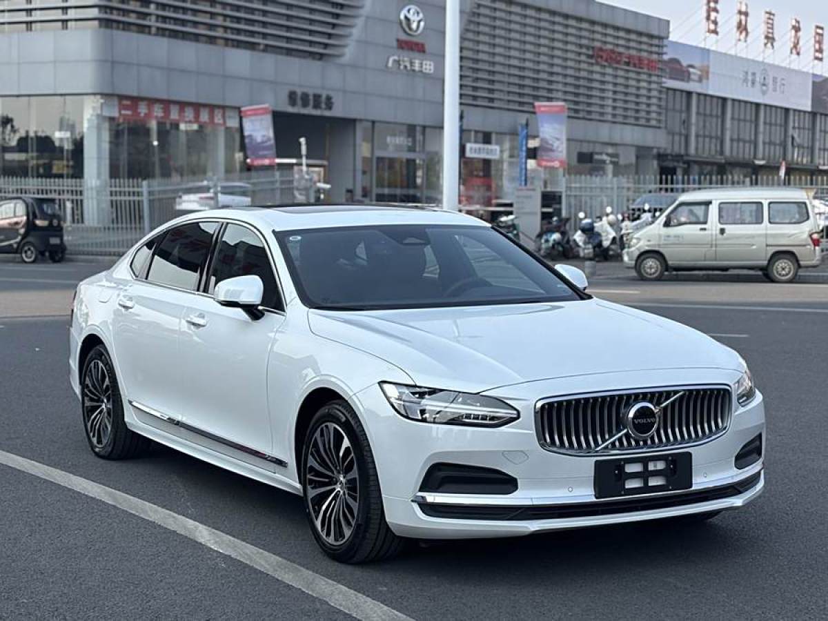 沃爾沃 S90  2024款 B5 智逸豪華版圖片