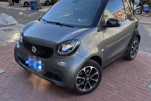 fortwo smart 1.0L 52千瓦硬頂激情版