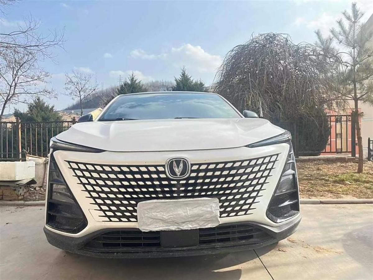 長(zhǎng)安 UNI-T  2022款 2.0T 領(lǐng)航型圖片