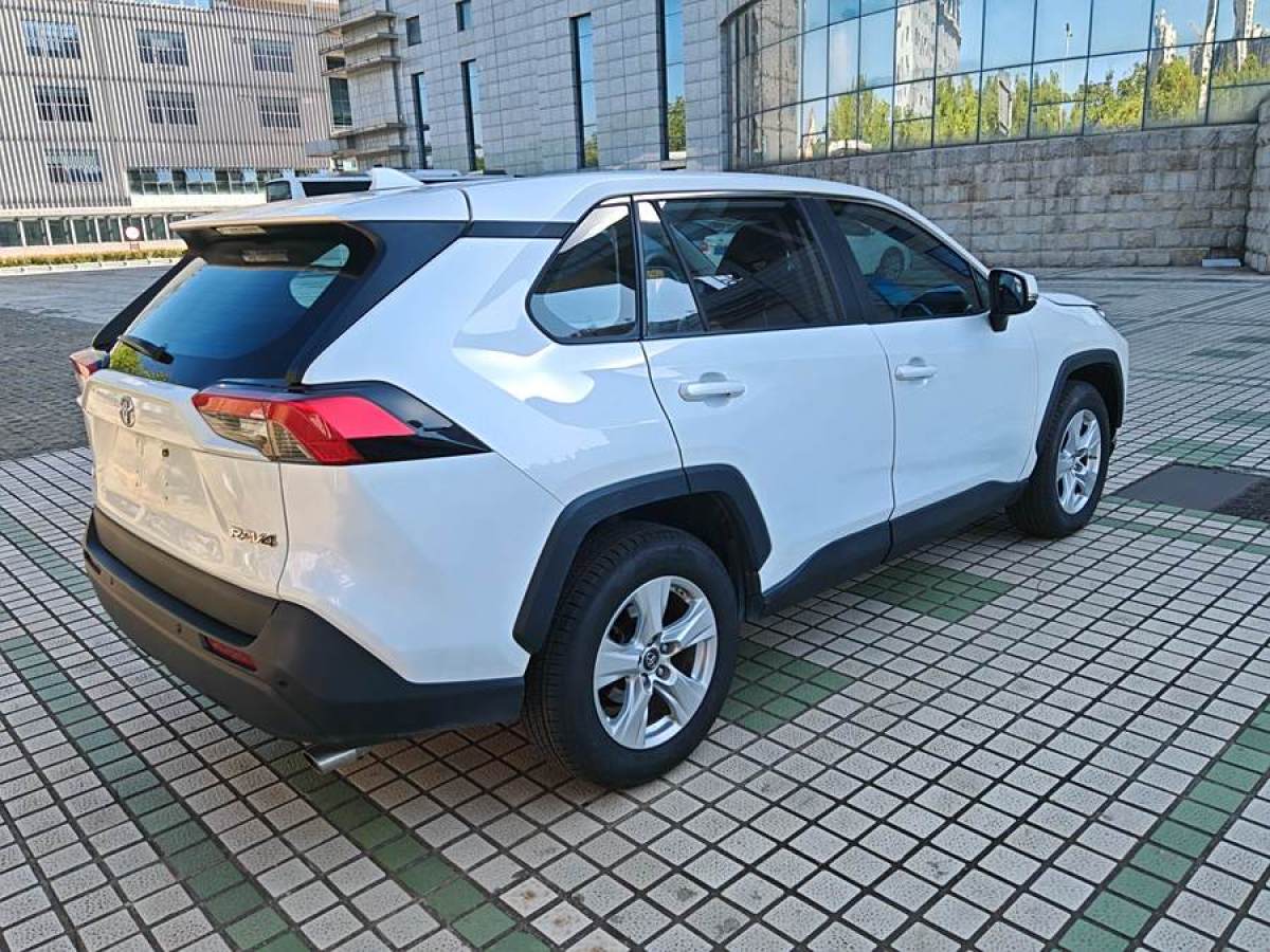 2020年9月豐田 RAV4榮放  2020款 2.0L CVT兩驅(qū)都市版