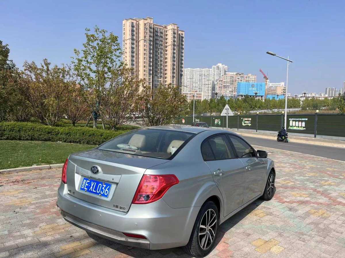 奔騰 B50  2013款 1.6L 手動豪華型圖片