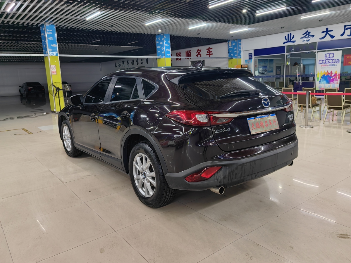 馬自達 CX-4  2018款 2.0L 自動兩驅(qū)藍天品位版圖片