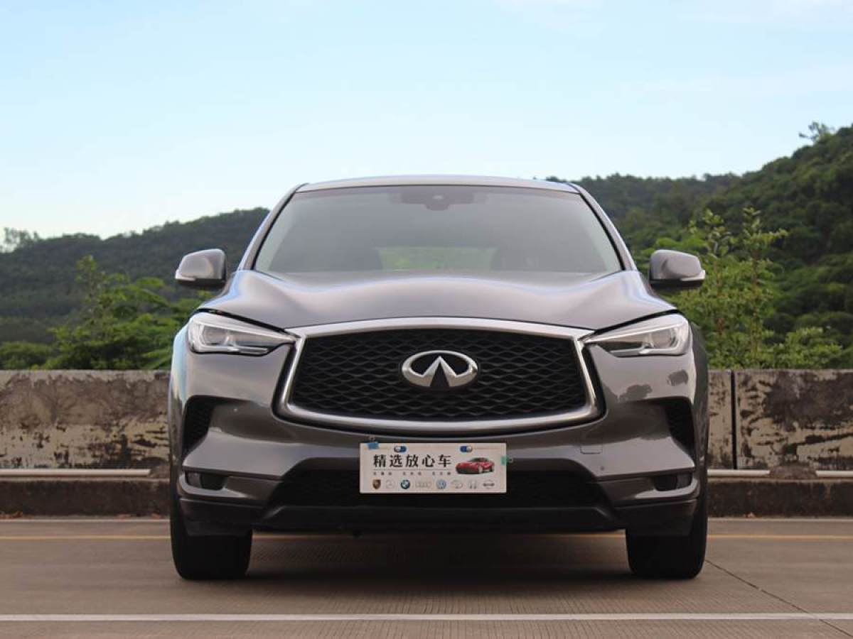 2021年1月英菲尼迪 QX50  2020款 改款 2.0T 兩驅(qū)菁英版