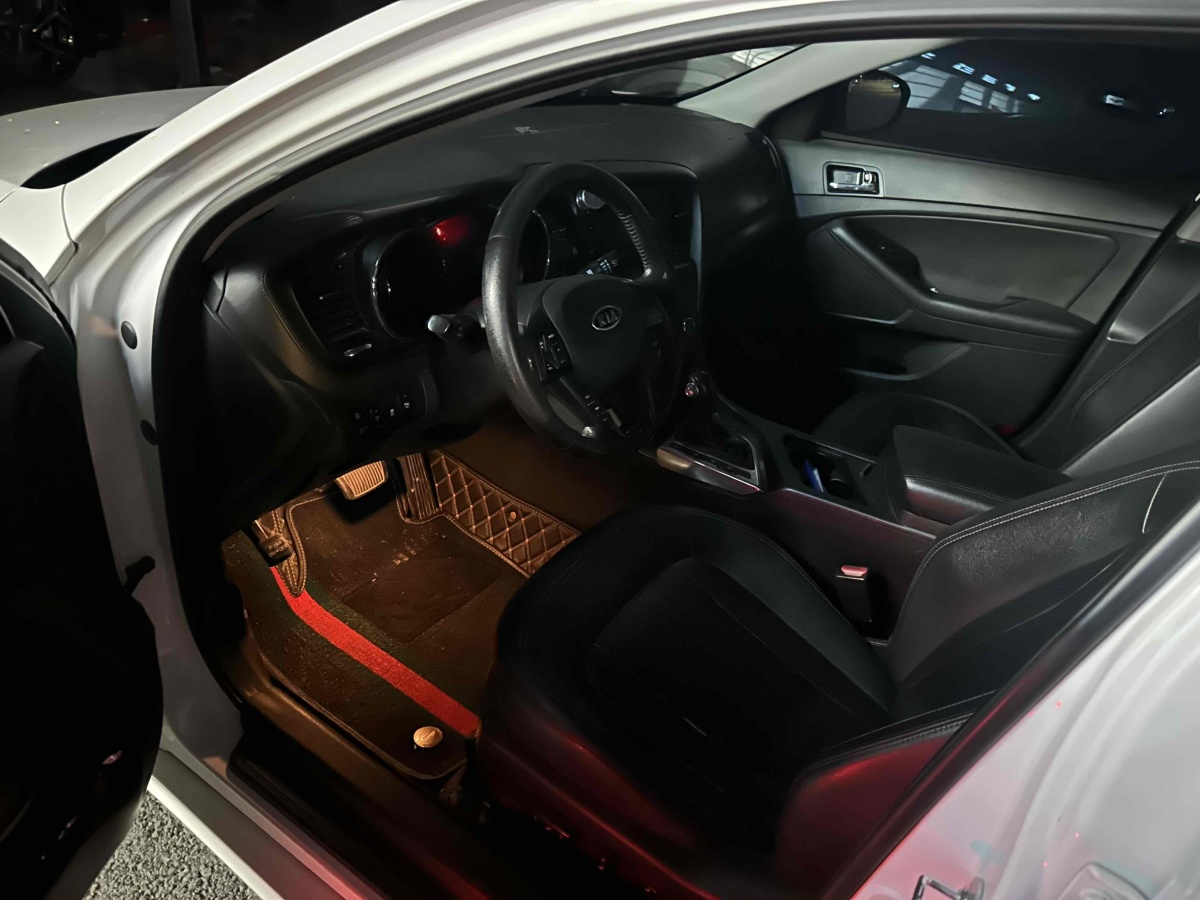 起亞 K5  2012款 2.0L 自動(dòng)DLX圖片