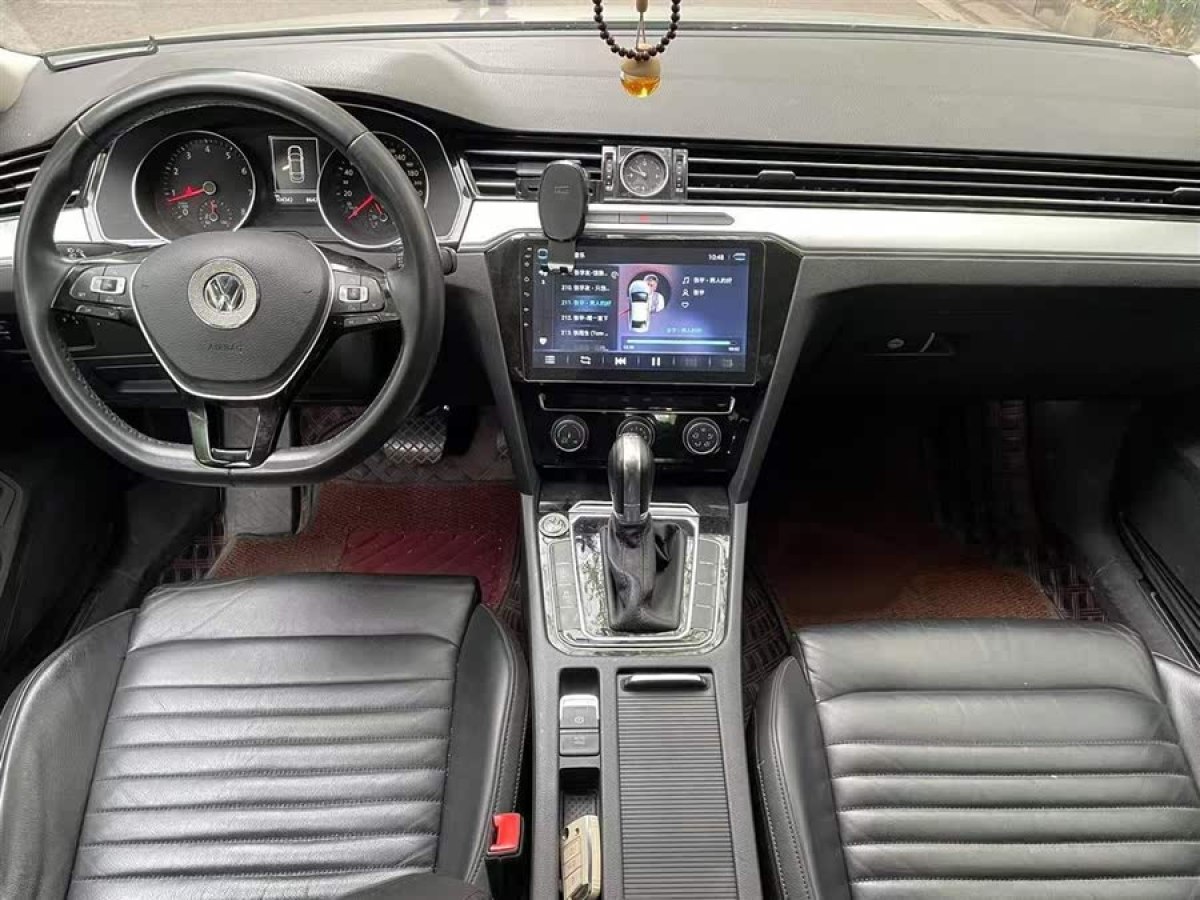 大眾 邁騰  2017款 330TSI DSG 領(lǐng)先型圖片