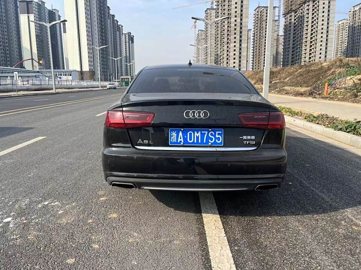 奧迪 奧迪A4L  2018款 30周年年型 30 TFSI 進(jìn)取型圖片