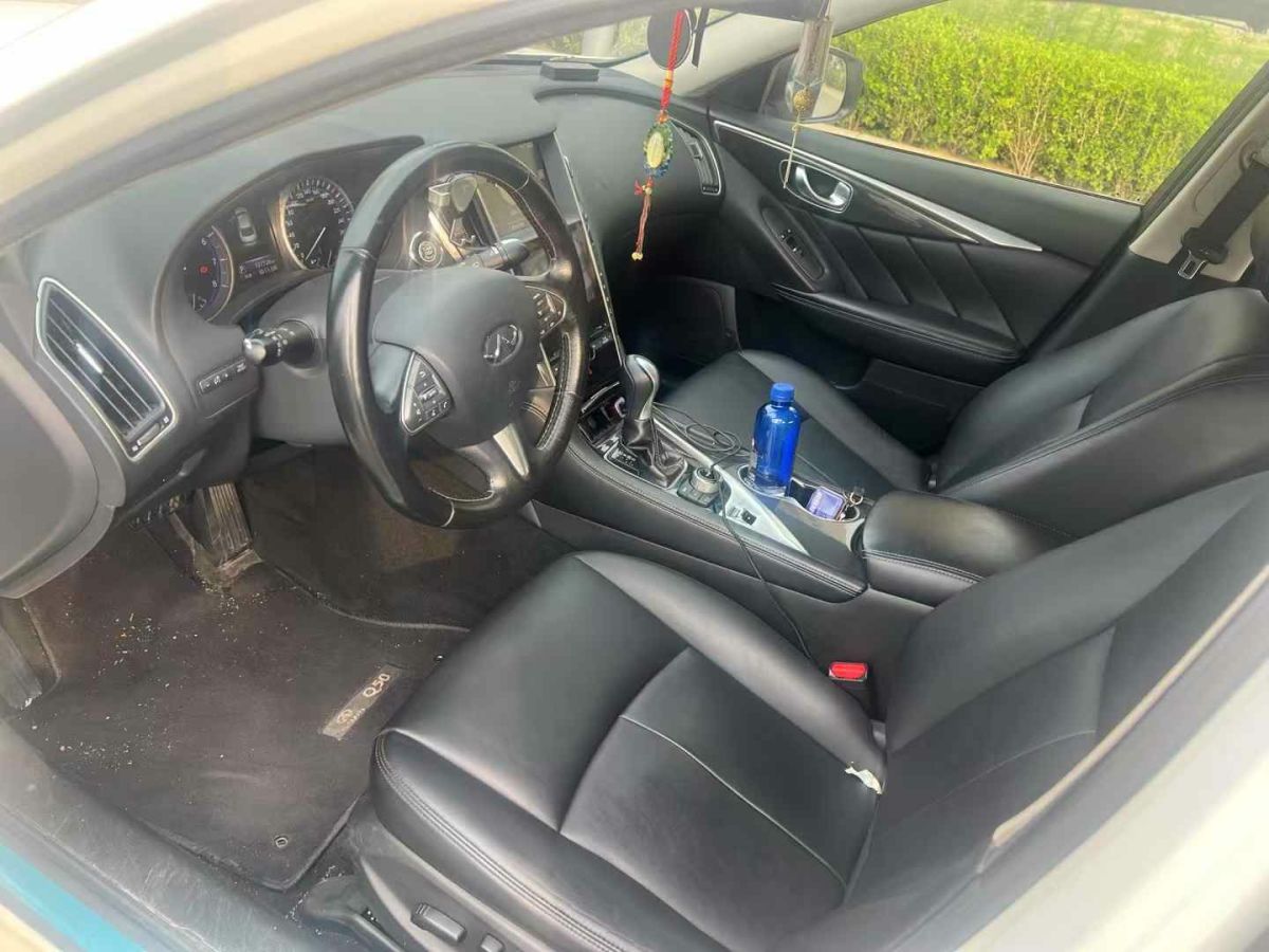 英菲尼迪 Q50L  2015款 Q50L 2.0T 悅享版圖片