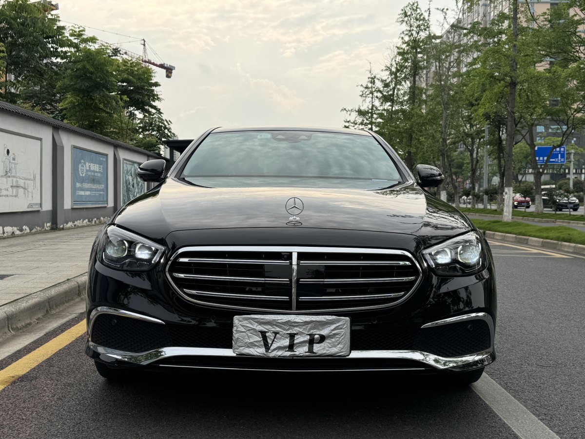 2021年9月奔馳 奔馳E級  2021款 改款 E 300 L 尊貴型
