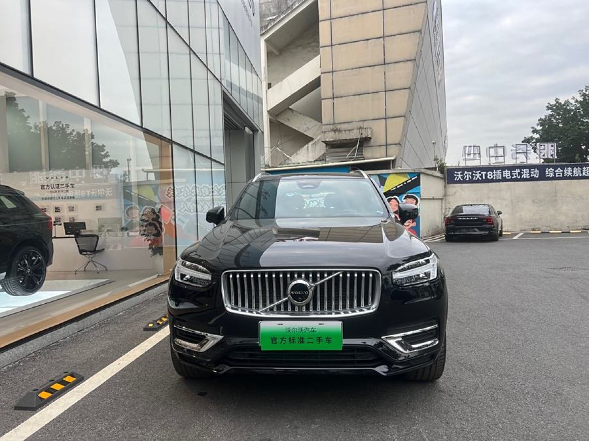 沃爾沃 XC90新能源  2022款 改款 E驅(qū)混動 T8 智尊豪華版 7座圖片