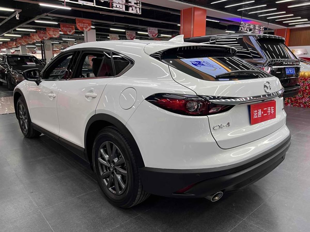 2020年5月馬自達 CX-4  2020款 2.0L 自動兩驅(qū)藍天活力版