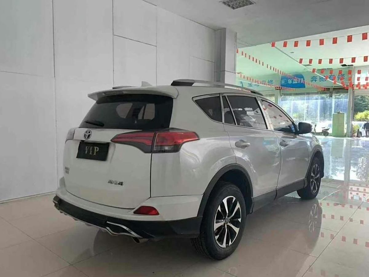 豐田 RAV4榮放  2019款 2.0L CVT兩驅(qū)先鋒版 國V圖片