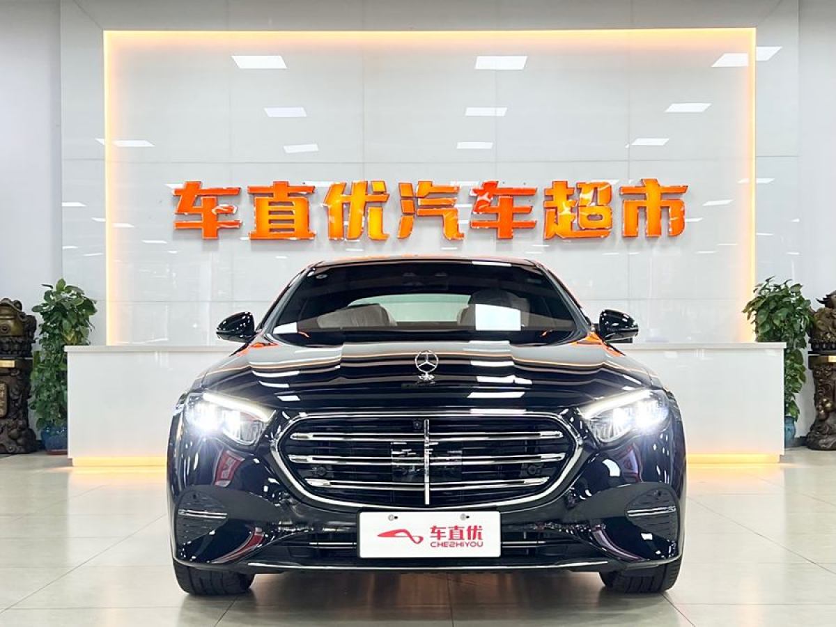 奔馳 奔馳E級  2019款 改款 E 300 L 豪華型圖片