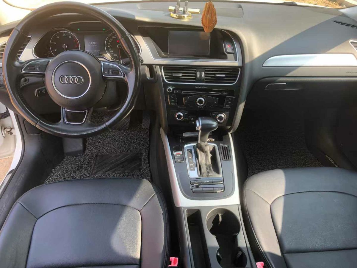 奧迪 奧迪A4L  2015款 A4L 1.8TFSI 30TFSI 舒適型圖片