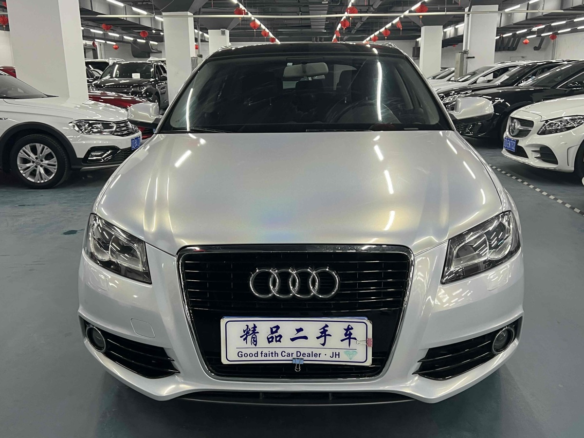 奧迪 奧迪A3  2013款 Sportback 30 TFSI 豪華型圖片