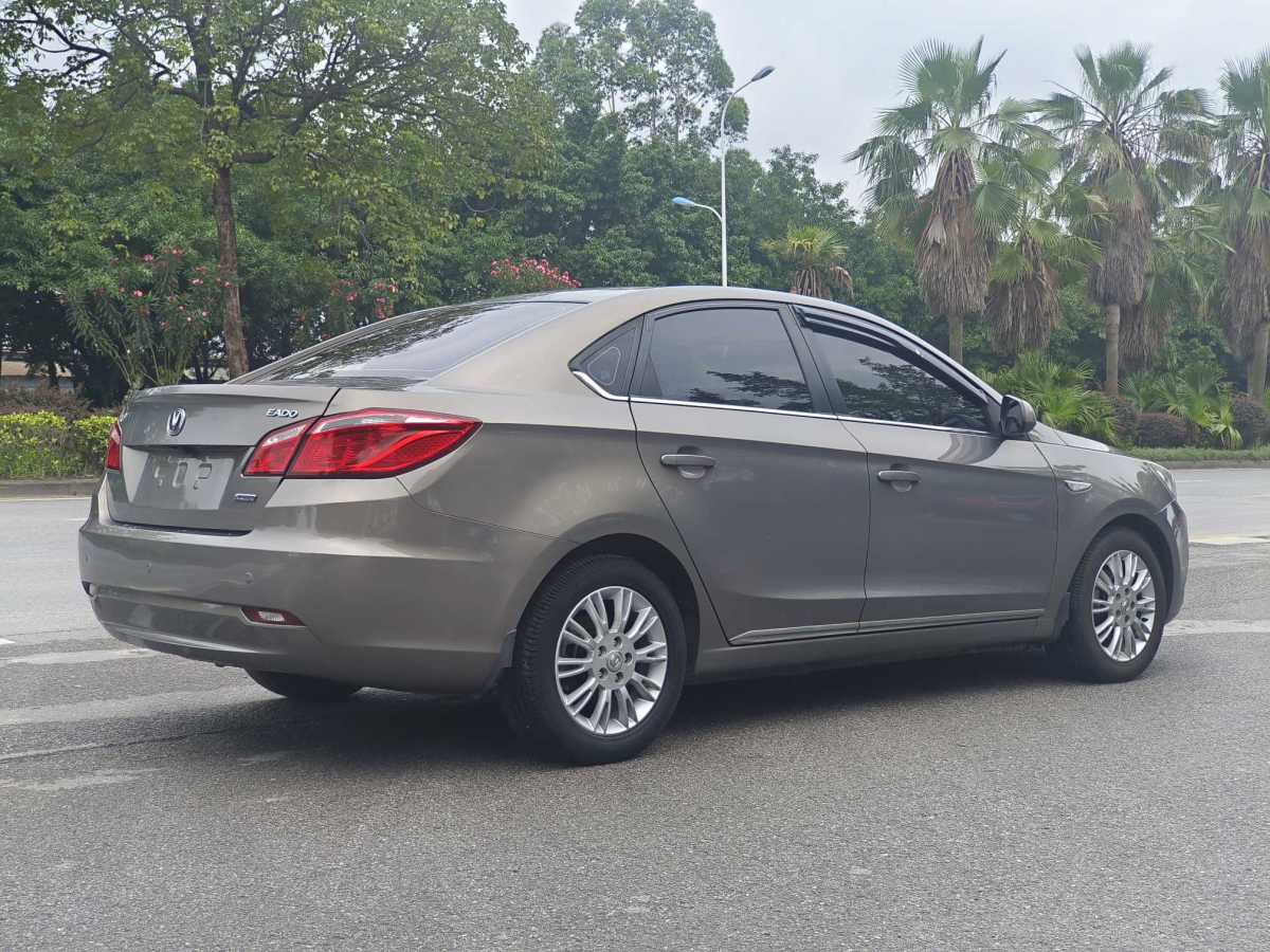 2013年8月長(zhǎng)安 逸動(dòng)  2012款 1.6L 手動(dòng)尊貴型 國(guó)IV
