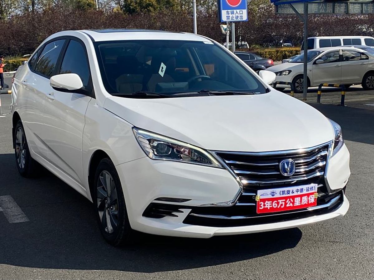 長(zhǎng)安 逸動(dòng)DT  2018款 1.6L 手動(dòng)智享型圖片