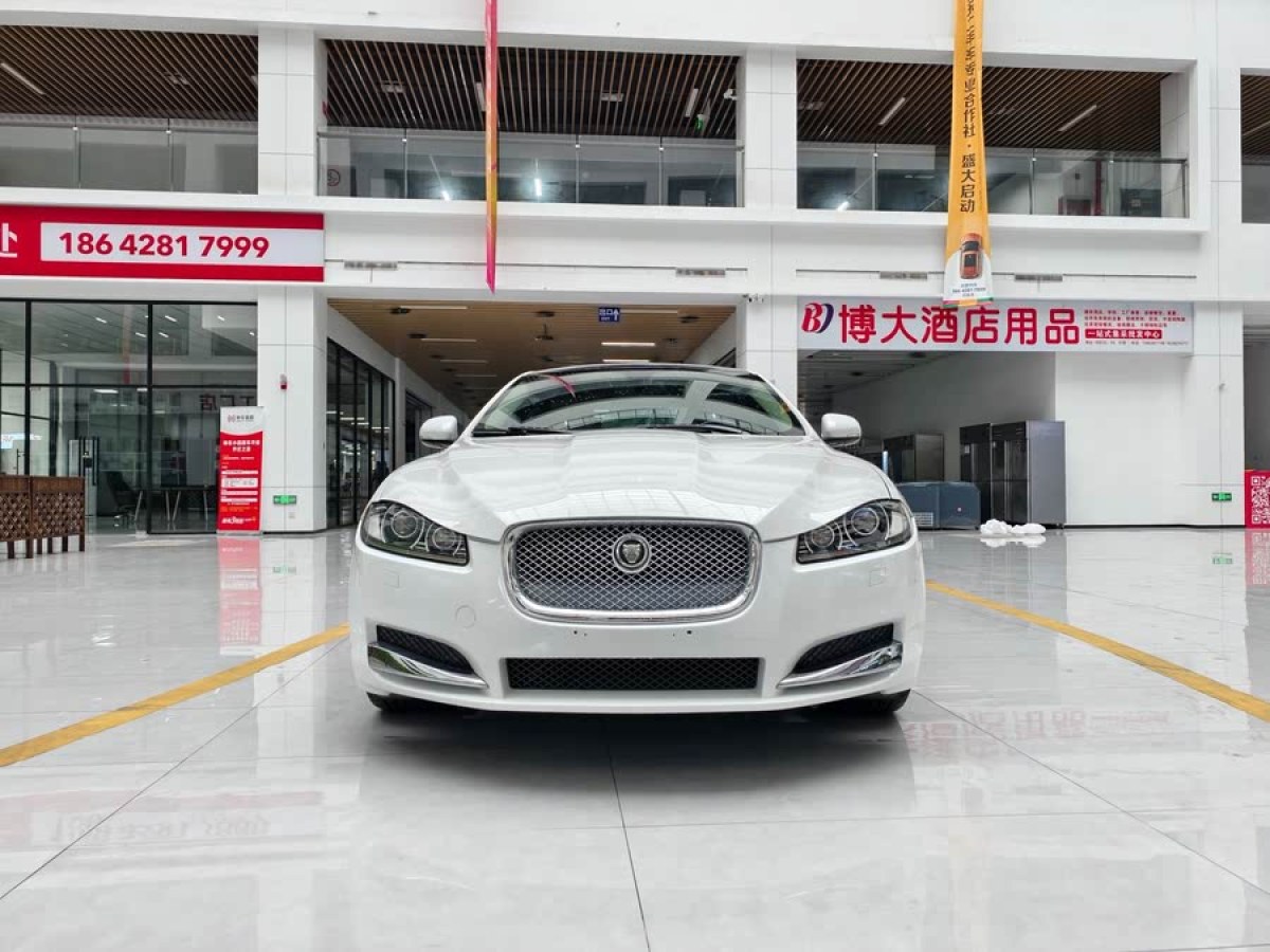 捷豹 XF  2012款 XF 3.0L V6倫敦限量版圖片
