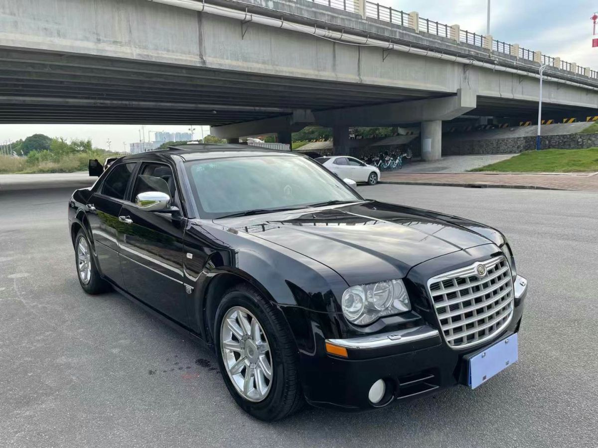 克萊斯勒 300c 圖片