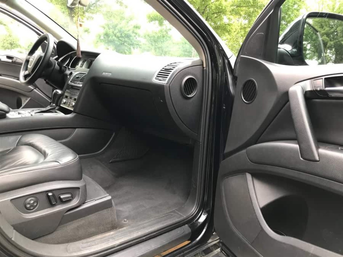 奧迪 奧迪Q7  2007款 3.6 FSI quattro 豪華型圖片