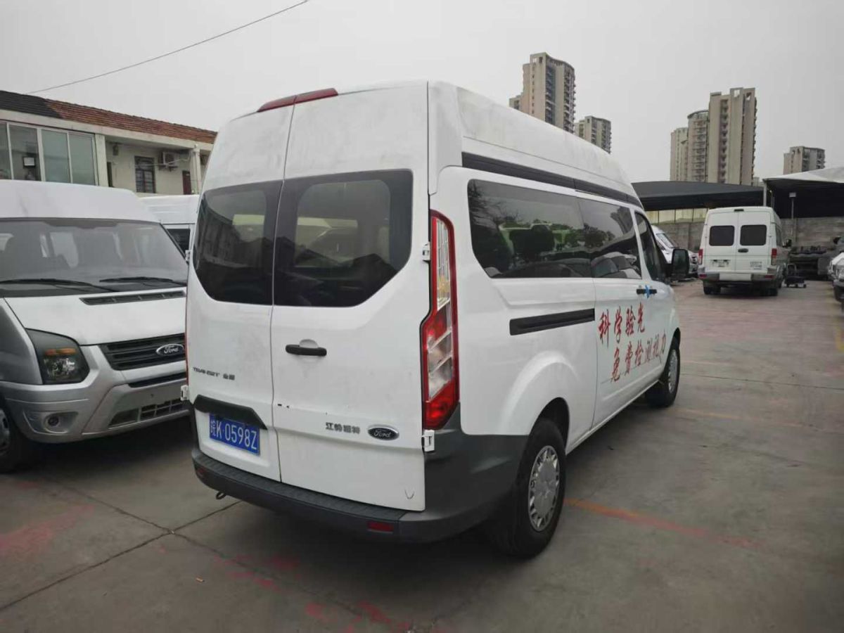 福特 全順  2020款 2.0T汽油商旅型中軸中頂10-12座國VI圖片